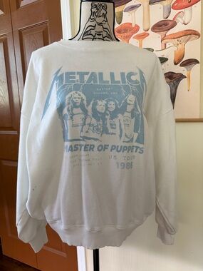 American Eagle Outfitters White Sweatshirt with Light Blue Metallica Graphic
